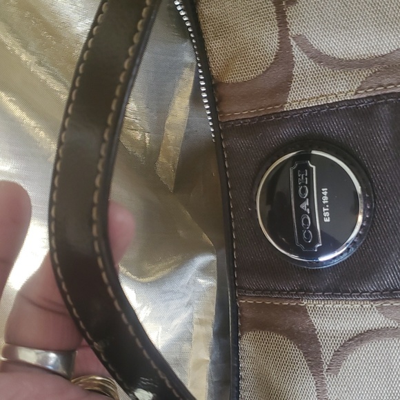 COACH LADIES HANDBAG OR SHOULDER BAG - Picture 3 of 10